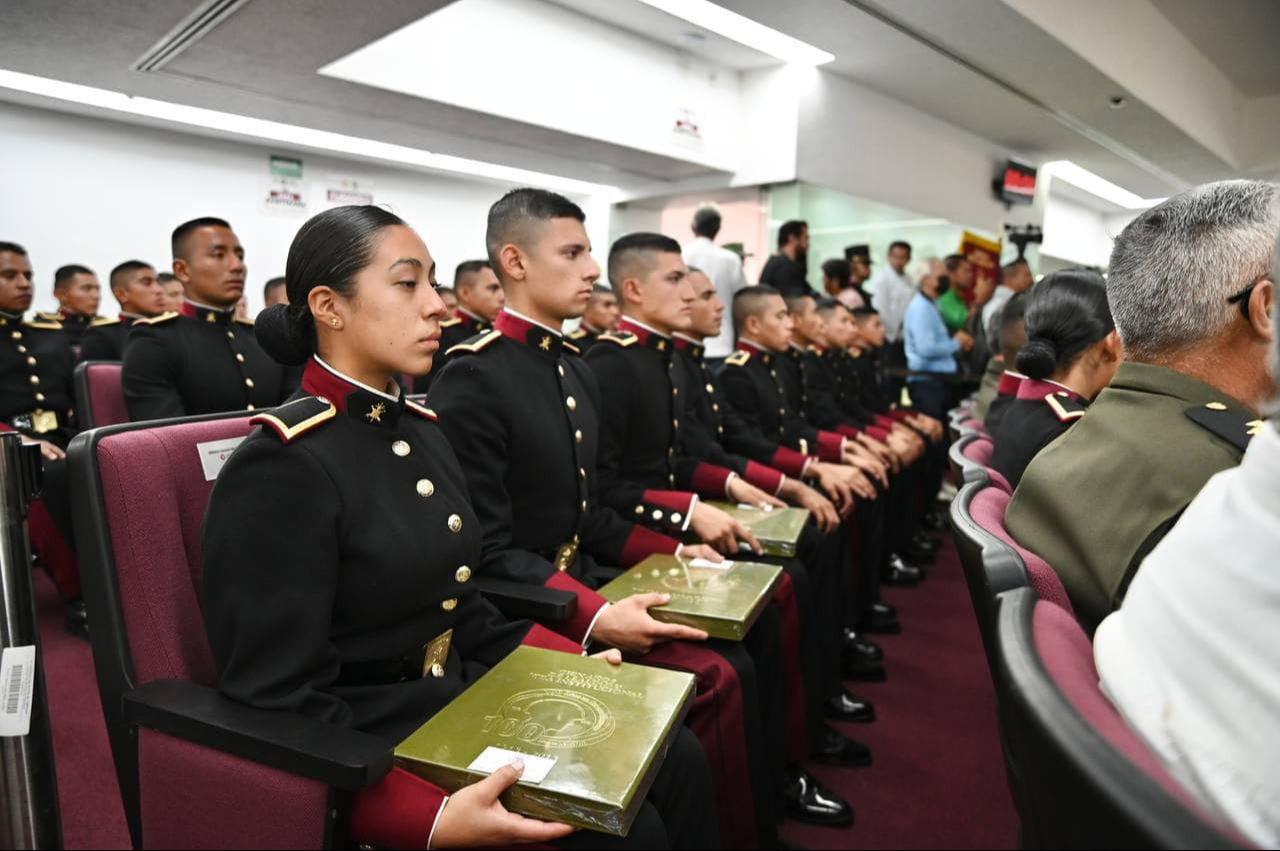 Décimo Batallón invita a jóvenes campechanos a unirse a universidades militares