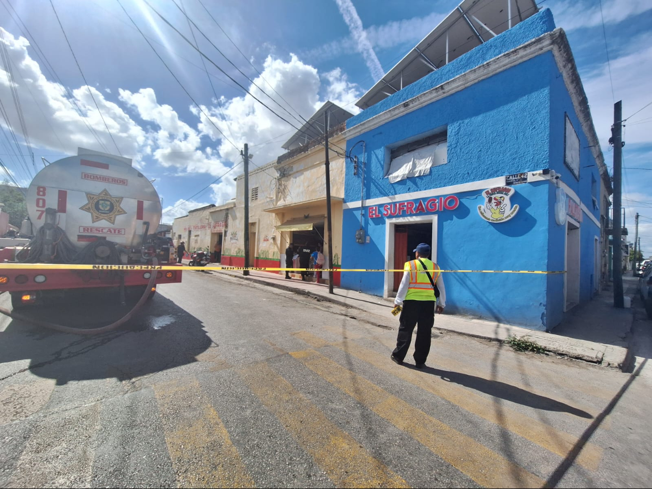 Bomberos de la SSP trabajan en el predio incendiado