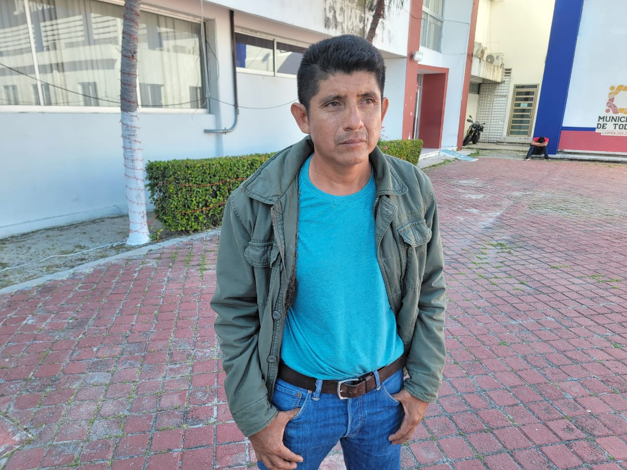 Familiares, incluido su padre, exigen justicia Familiares, incluido su padre, exigen justicia