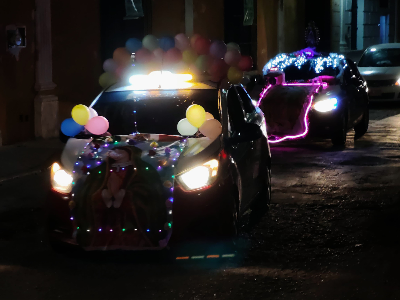 Taxistas llevan gremio a la Guadalupana Taxistas llevan gremio a la Guadalupana