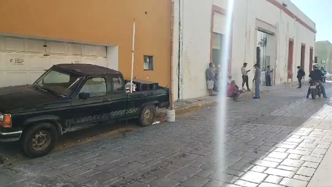 Vuelven a cerrar la entrada de Palacio Municipal Vuelven a cerrar la entrada de Palacio Municipal