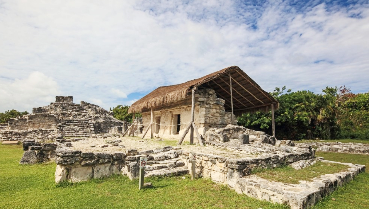Cancún cuenta con varias zonas arqueológicas que podrán ser visitadas Cancún cuenta con varias zonas arqueológicas que podrán ser visitadas