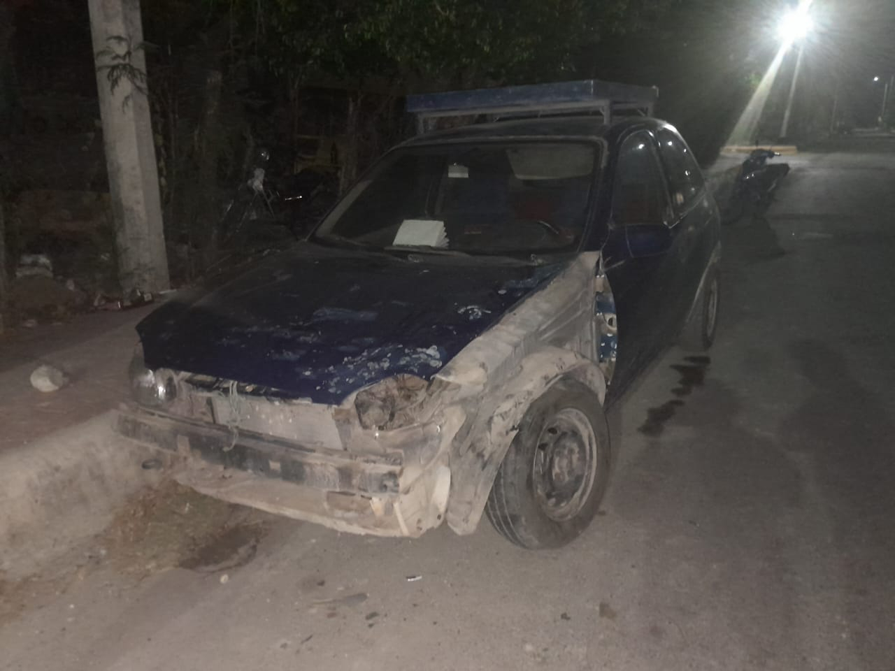 Al ver lo ocurrido el taxista huyó del lugar Al ver lo ocurrido el taxista huyó del lugar