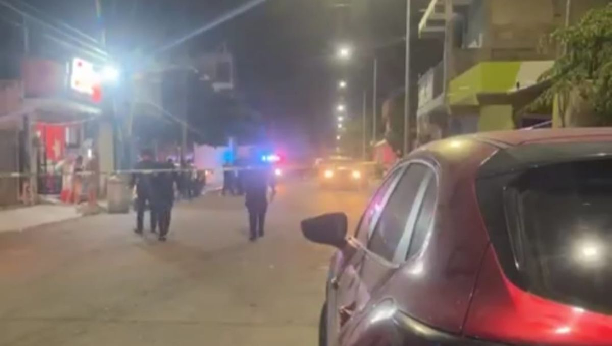 Autoridades acuden al rescate de los hombres baleados en Playa del Carmen Autoridades acuden al rescate de los hombres baleados en Playa del Carmen