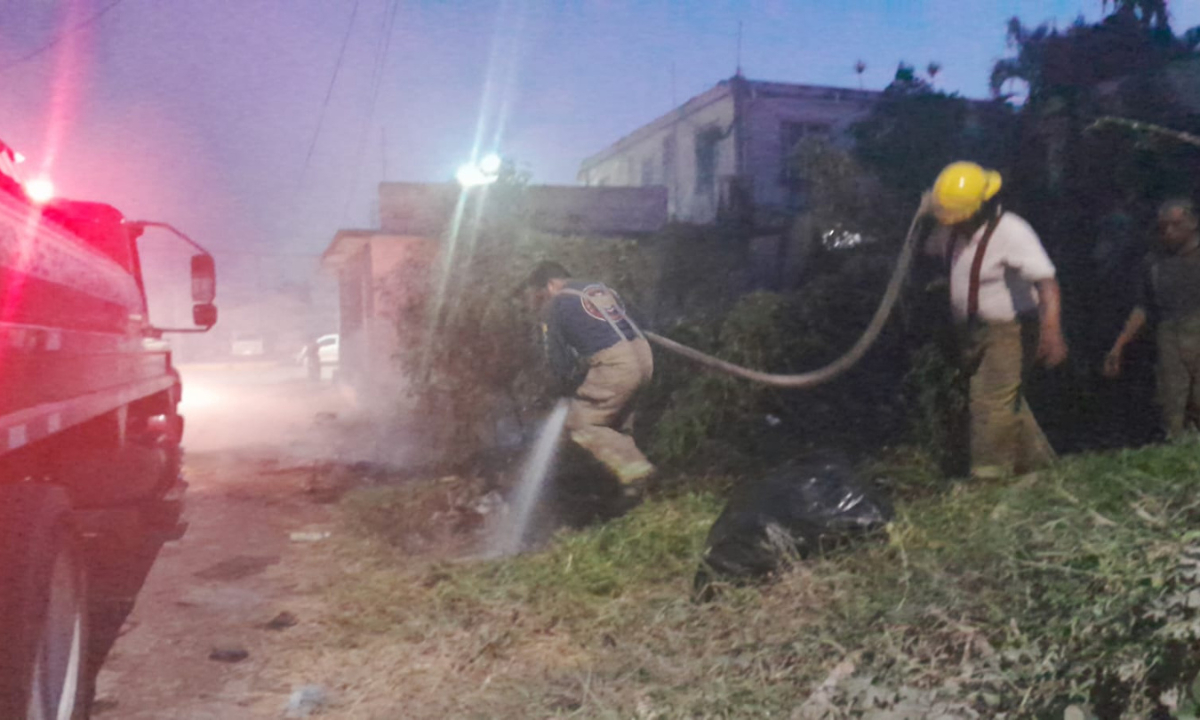 Incendio en Escárcega generó movilización de bomberos