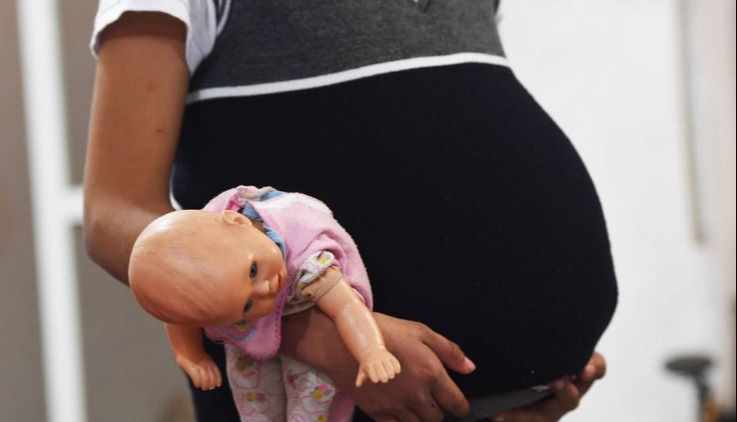 Un embarazo adolescente afecta la salud física y también la salud mental de la menor Un embarazo adolescente afecta la salud física y también la salud mental de la menor