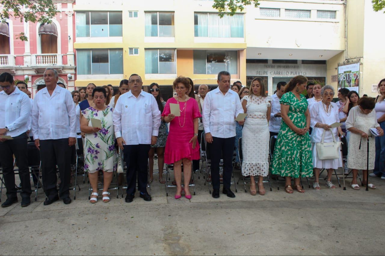 La ceremonia se realizó en el Parque de la Madre en Mérida La ceremonia se realizó en el Parque de la Madre en Mérida