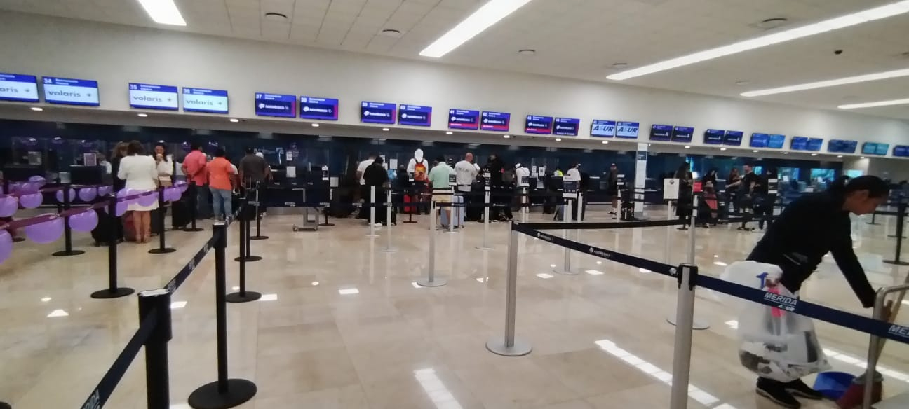 La movilidad de vuelos en el aeropuerto de Mérida se mantiene a la baja La movilidad de vuelos en el aeropuerto de Mérida se mantiene a la baja