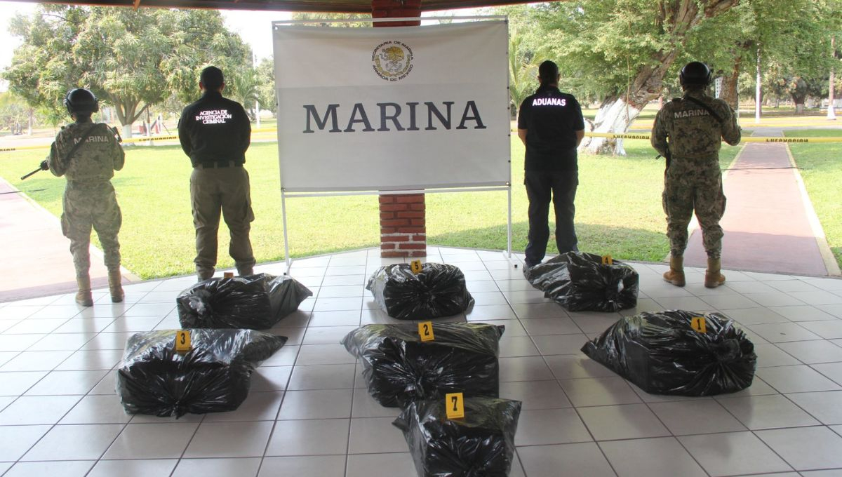 Secretaría de Marina realiza importante decomiso de cocaína en el puerto de Lázaro Cárdenas Secretaría de Marina realiza importante decomiso de cocaína en el puerto de Lázaro Cárdenas