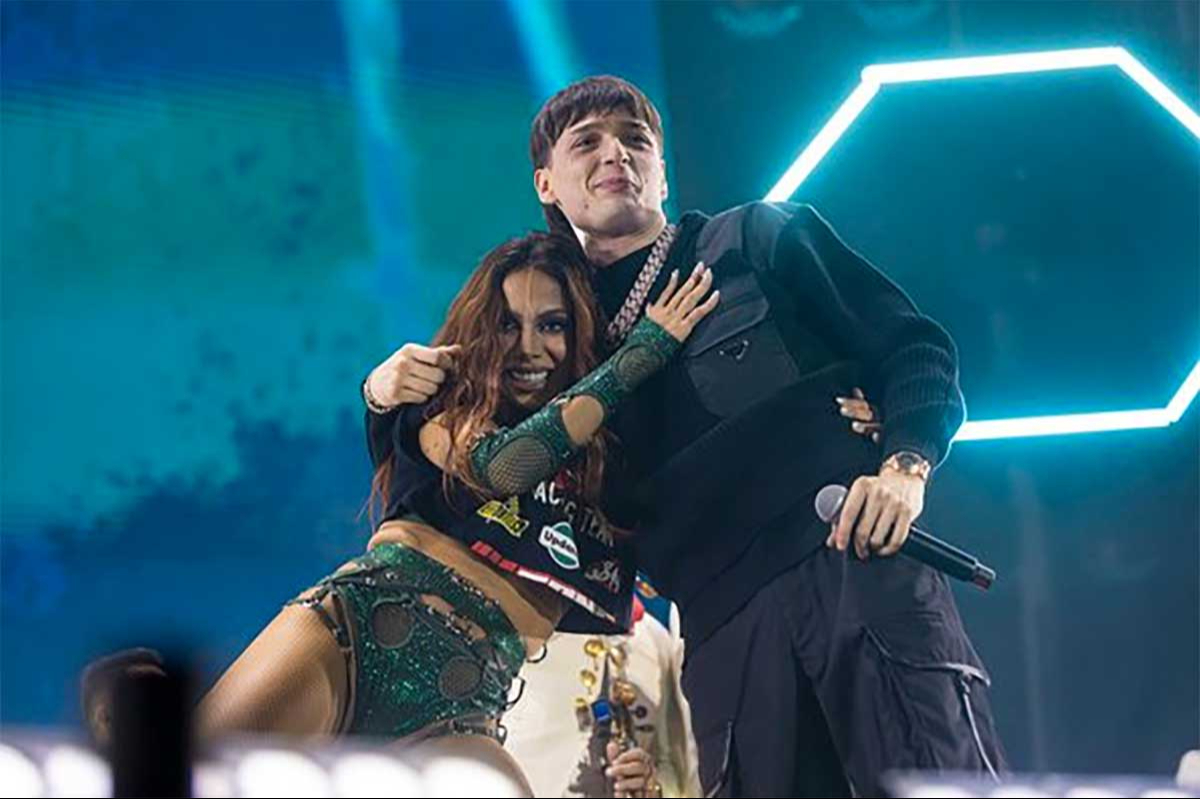 Peso Pluma y Anitta tendrían romance, internautas aseguran que están juntos de vacaciones