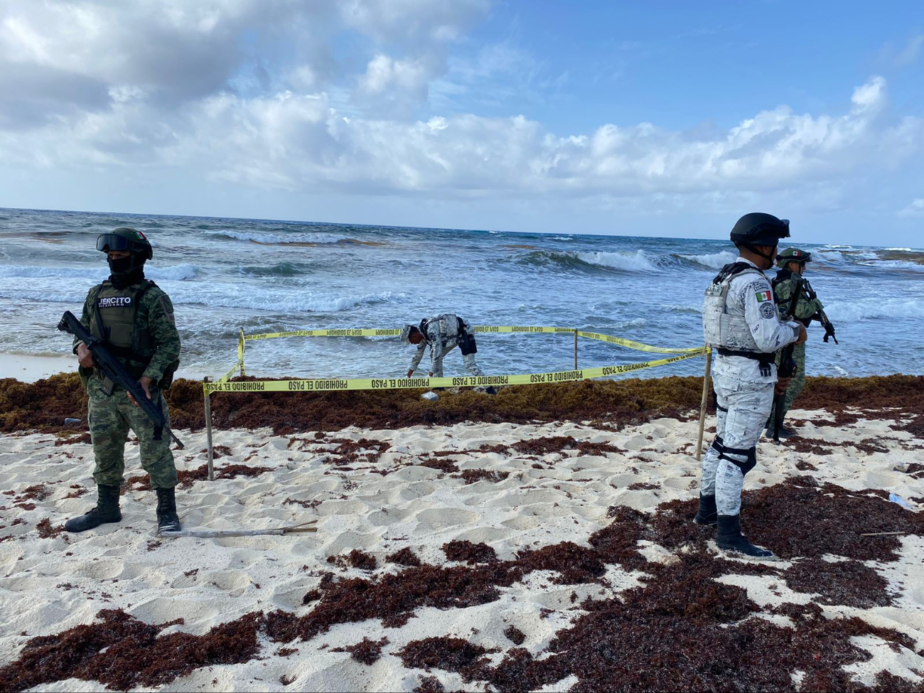 Son 10 kilos de cocaína, uno por bloque, los que recalaron en la costa de Cozumel Son 10 kilos de cocaína, uno por bloque, los que recalaron en la costa de Cozumel