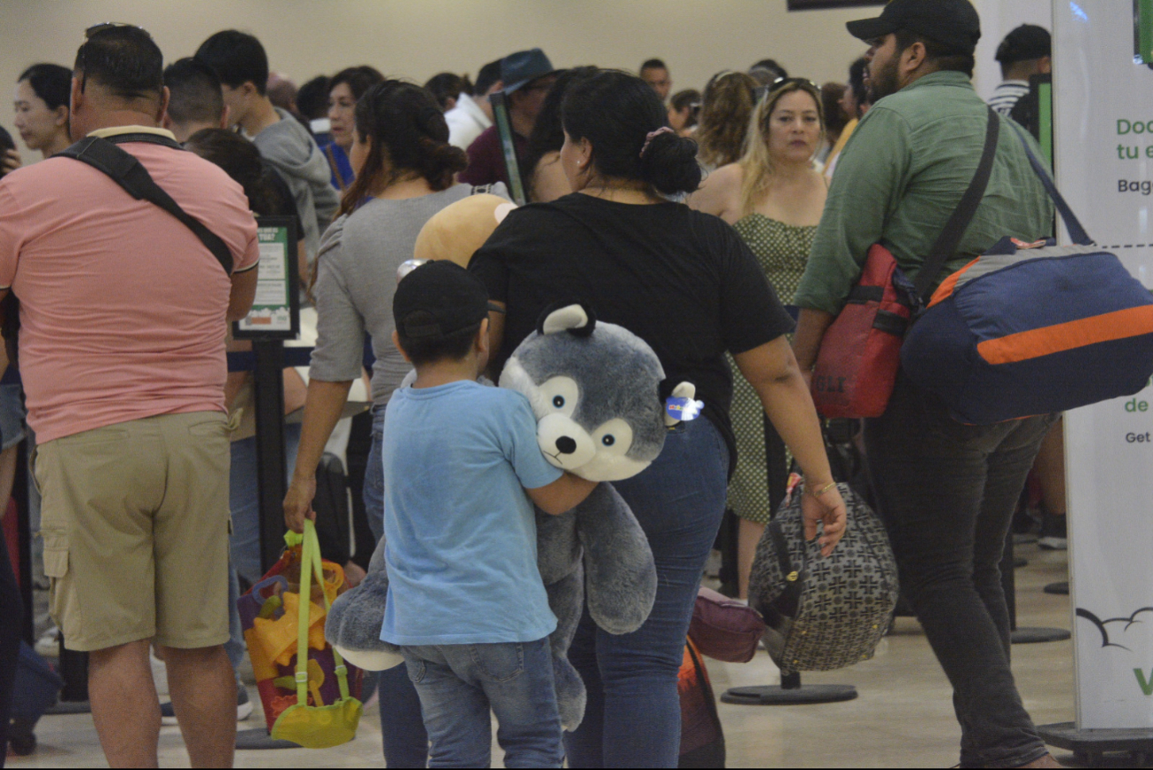 Para este domingo se esperan 244 despegues desde el aeropuerto de Cancún Para este domingo se esperan 244 despegues desde el aeropuerto de Cancún