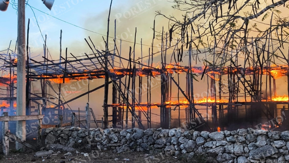 Se quema coso taurino en Panabá, Yucatán