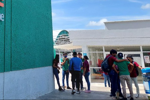 Inscritos 18 mil nuevos estudiantes Inscritos 18 mil nuevos estudiantes