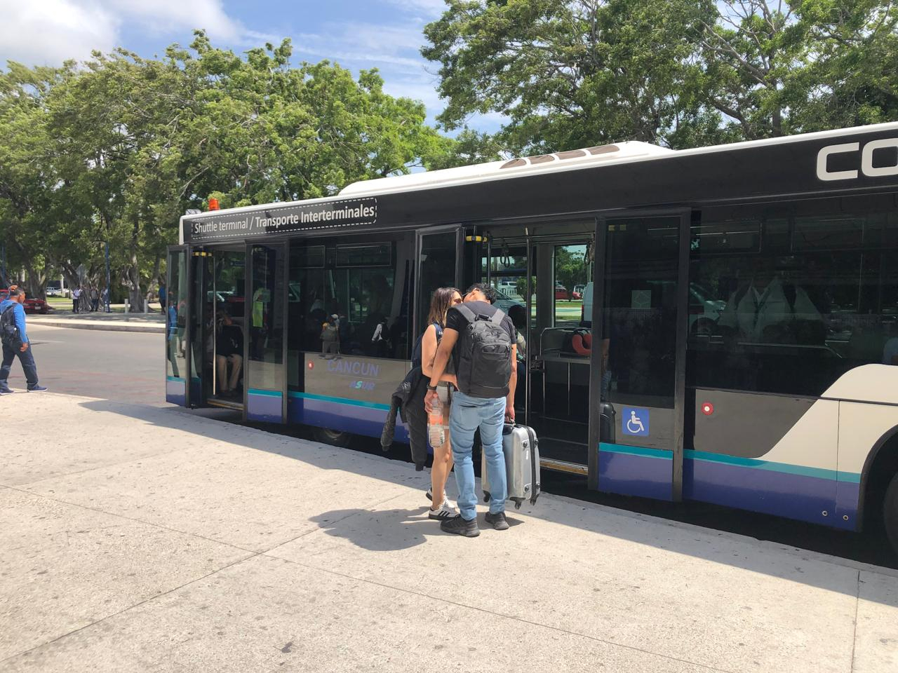 Se mantiene la movilidad de vuelos en el aeropuerto de Cancún Se mantiene la movilidad de vuelos en el aeropuerto de Cancún