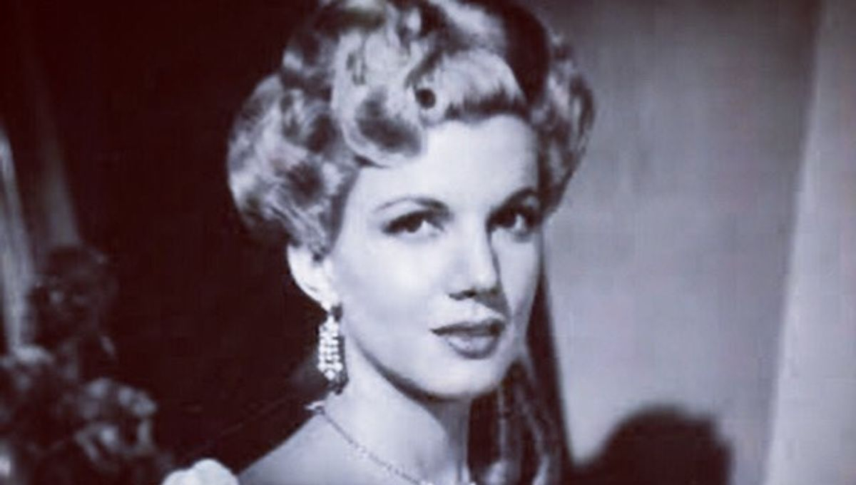 Elda Peralta Ayala tuvo su primer acercamiento al cine en 1949 Elda Peralta Ayala tuvo su primer acercamiento al cine en 1949
