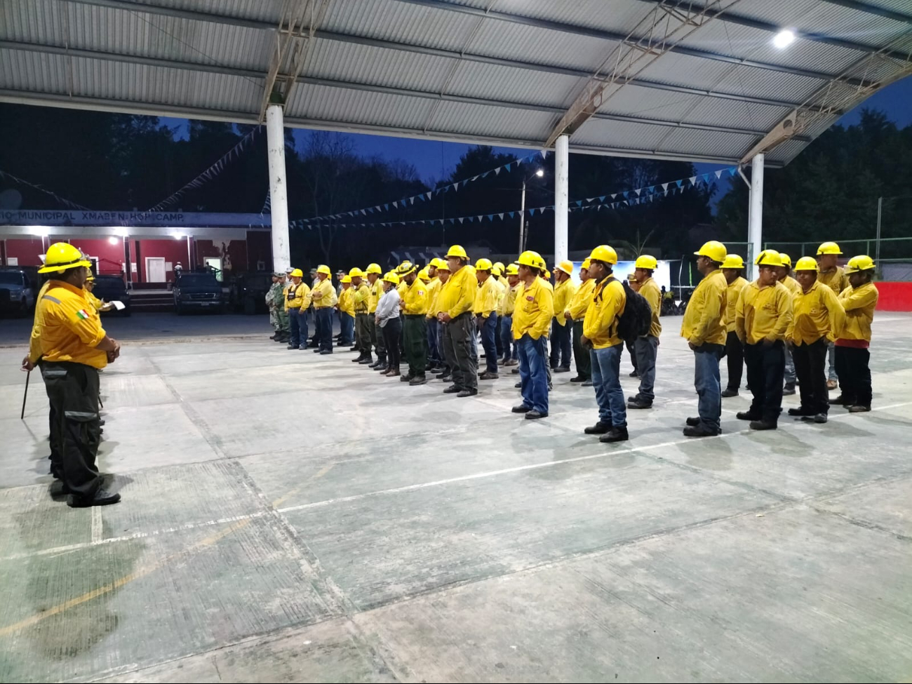 Equipo Estatal de Manejo de Incidentes coordina los esfuerzos para lograr el control de estos siniestros Equipo Estatal de Manejo de Incidentes coordina los esfuerzos para lograr el control de estos siniestros
