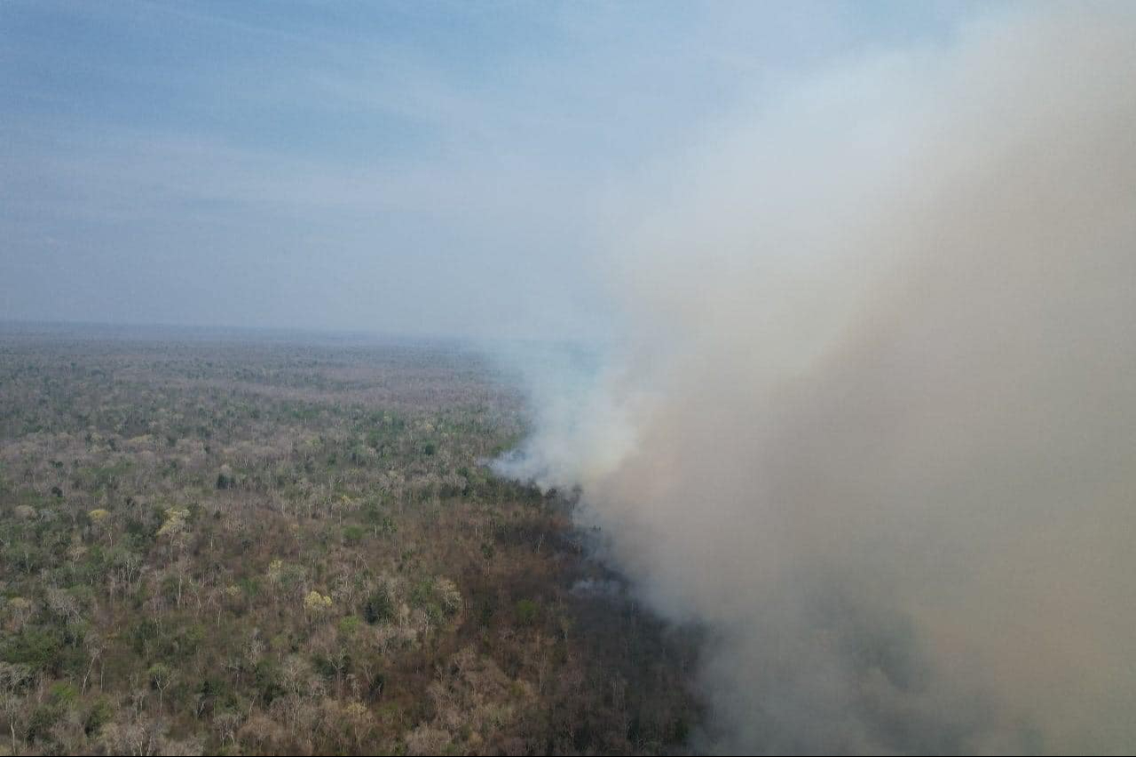 Las labores continúan enfocadas en la atención de los cuatro incendios activos Las labores continúan enfocadas en la atención de los cuatro incendios activos