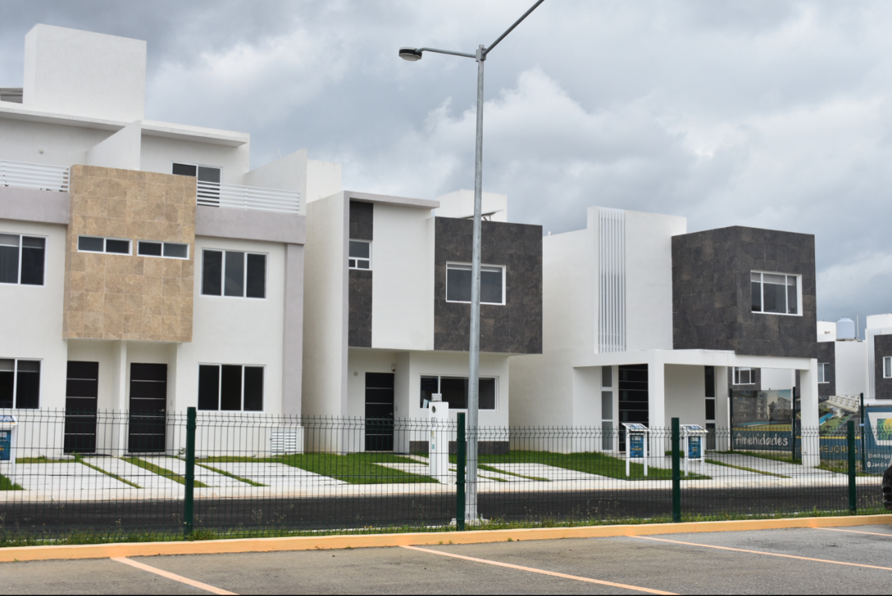 Empresas buscan acuerdos con ayuntamientos de Quintana Roo para ofrecer casas más baratas