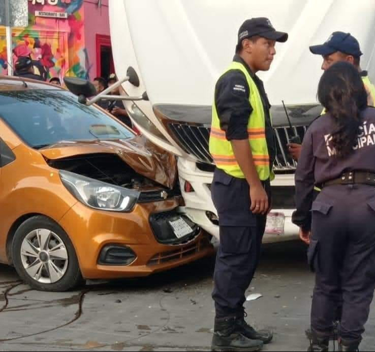 Agentes de la policía municipal entraron en escena para aclarar los hechos Agentes de la policía municipal entraron en escena para aclarar los hechos