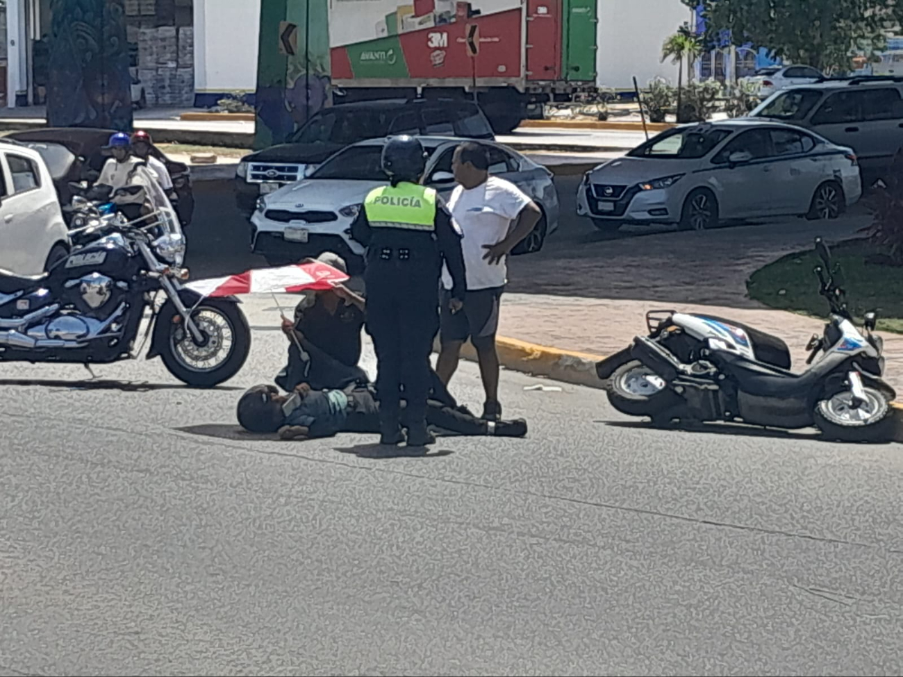 El conductor huyó con rumbo desconocido tras atropellar al motociclista El conductor huyó con rumbo desconocido tras atropellar al motociclista