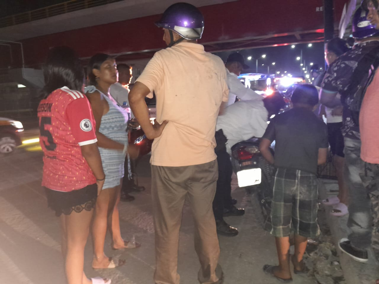 El hombre terminó con golpes El hombre terminó con golpes