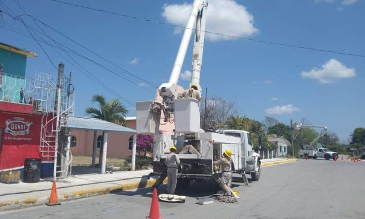 Altas temperaturas deja sin Luz a pobladores de Chicbul, Ciudad del Carmen 