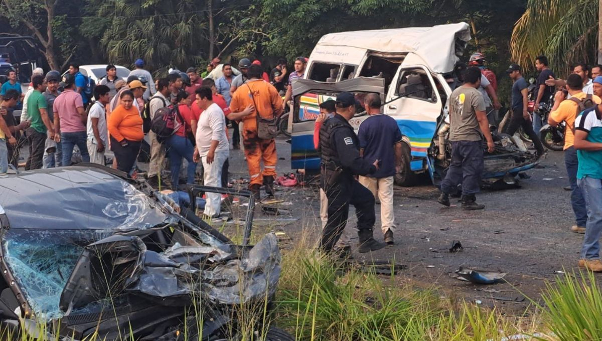 Accidente vial en Tabasco deja 11 personas muertas Accidente vial en Tabasco deja 11 personas muertas
