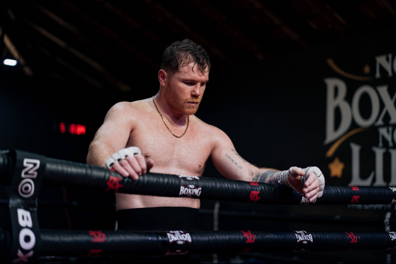 Canelo Álvarez durante una sesión de entrenamiento Canelo Álvarez durante una sesión de entrenamiento