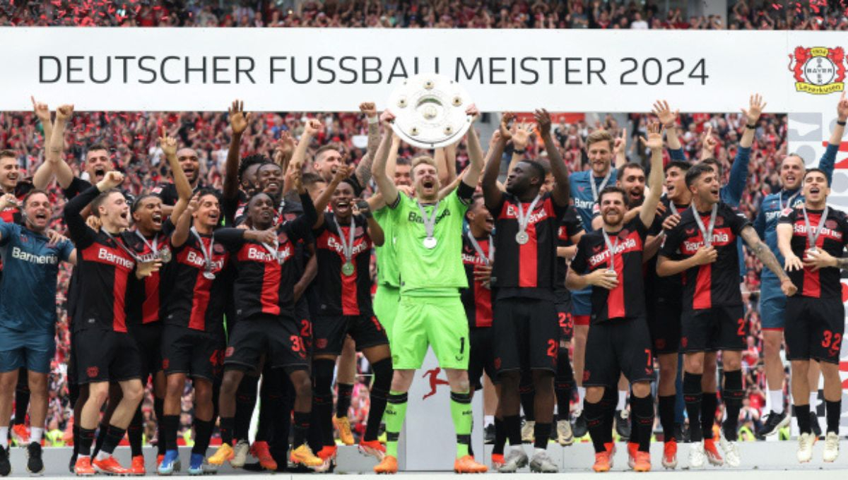 El Bayer Leverkusen se coronó por primera vez, campeón de la Bundesliga El Bayer Leverkusen se coronó por primera vez, campeón de la Bundesliga