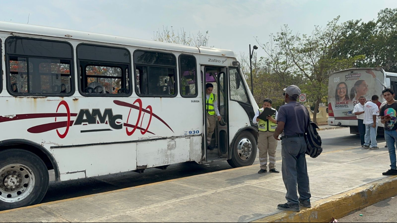 Hombre muere durante su viaje en camión en Campeche