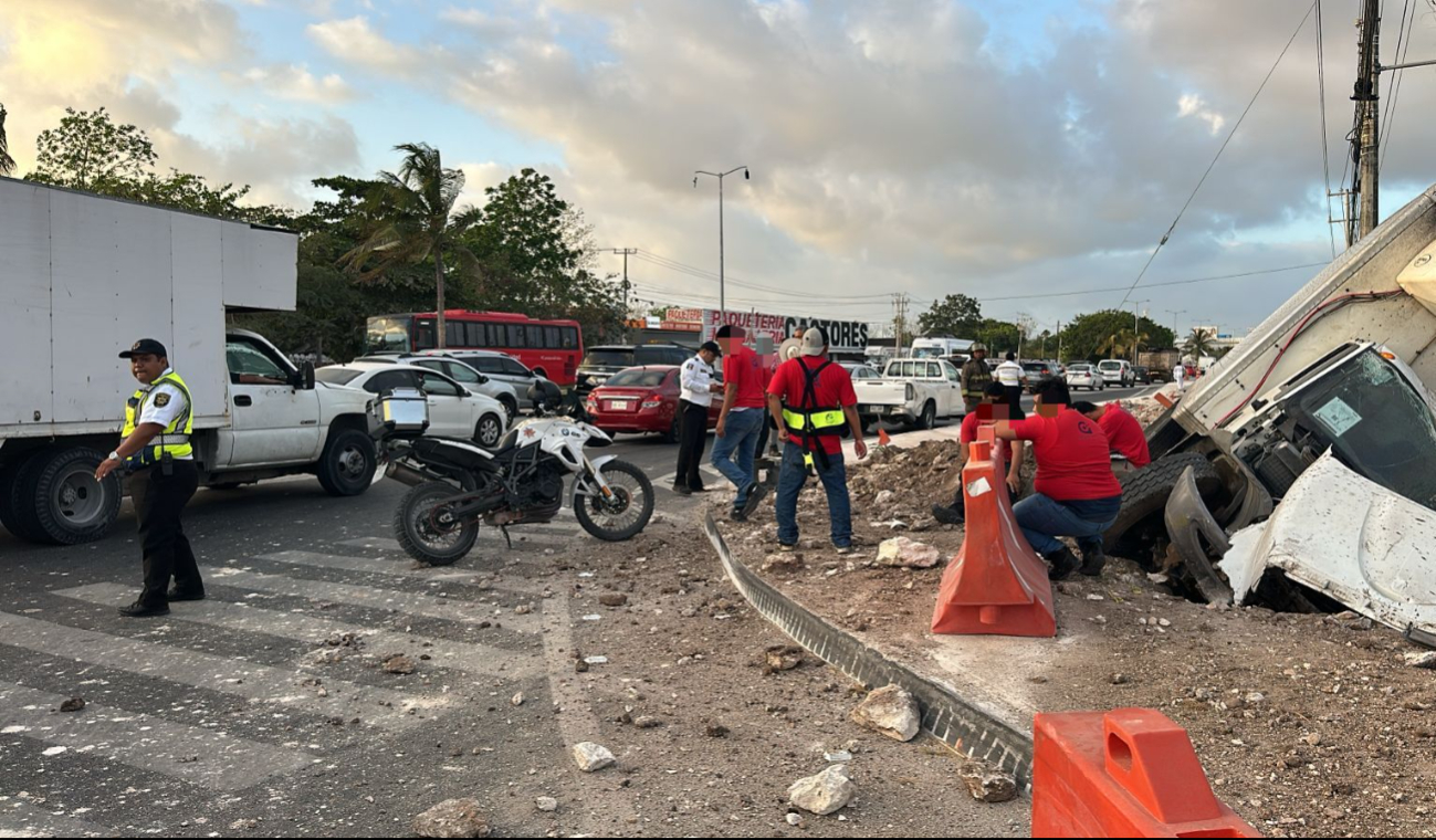 Los daños se presentaron en todos los autos involucrados Los daños se presentaron en todos los autos involucrados
