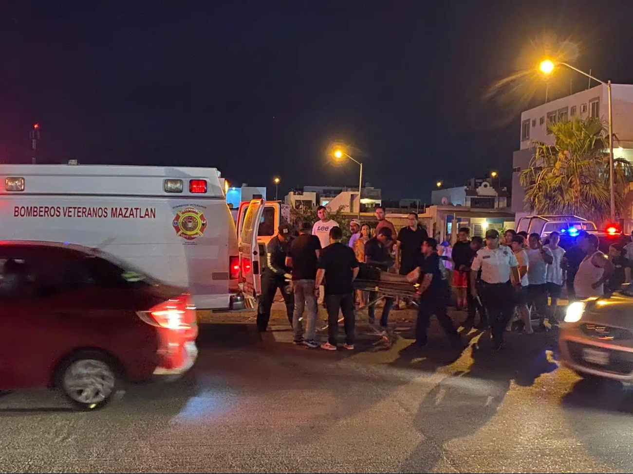 Papá de Kimberly Loaiza sufre accidente vial en Mazatlán