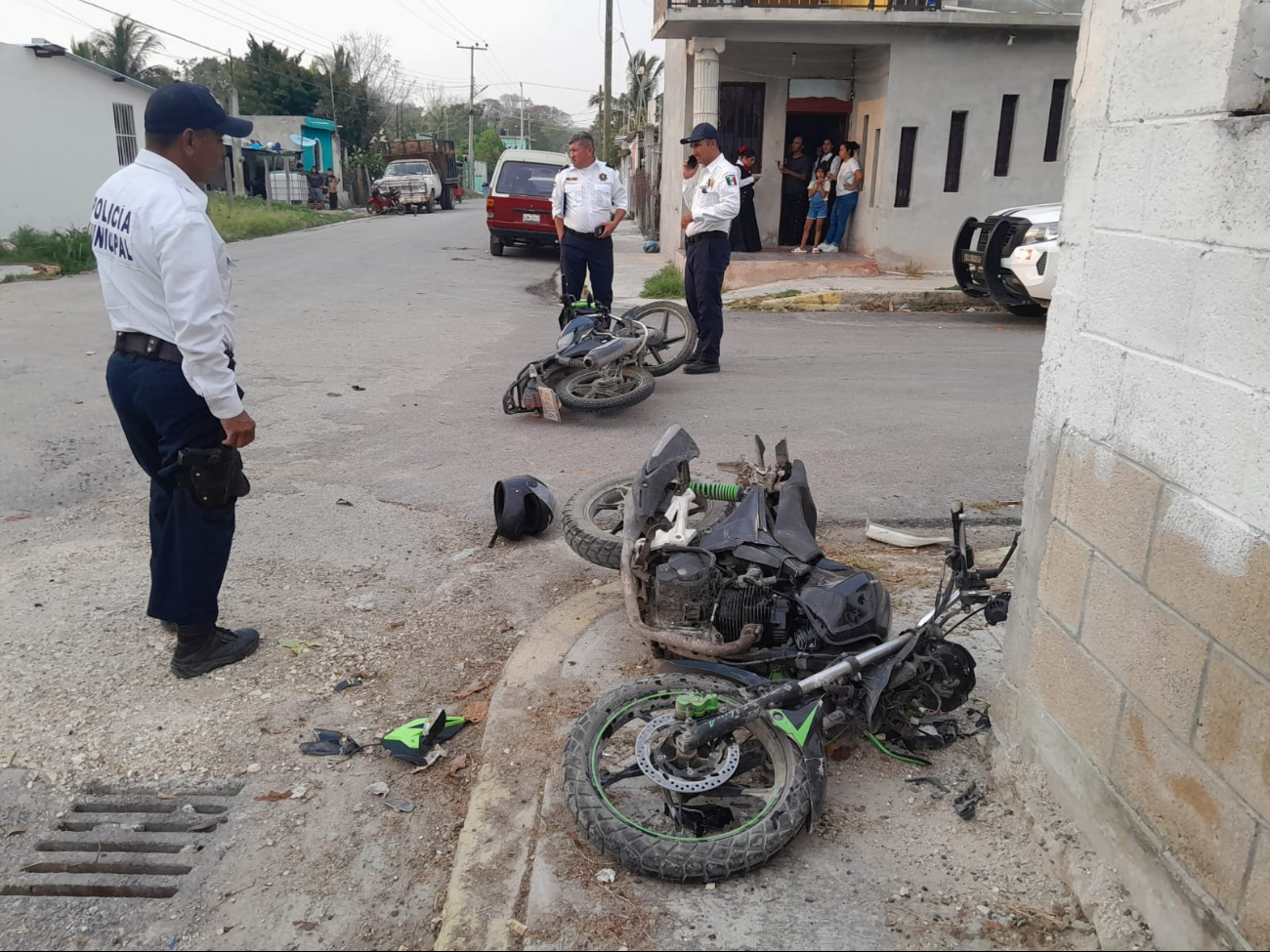 Un motociclista no hizo su alto correspondiente Un motociclista no hizo su alto correspondiente