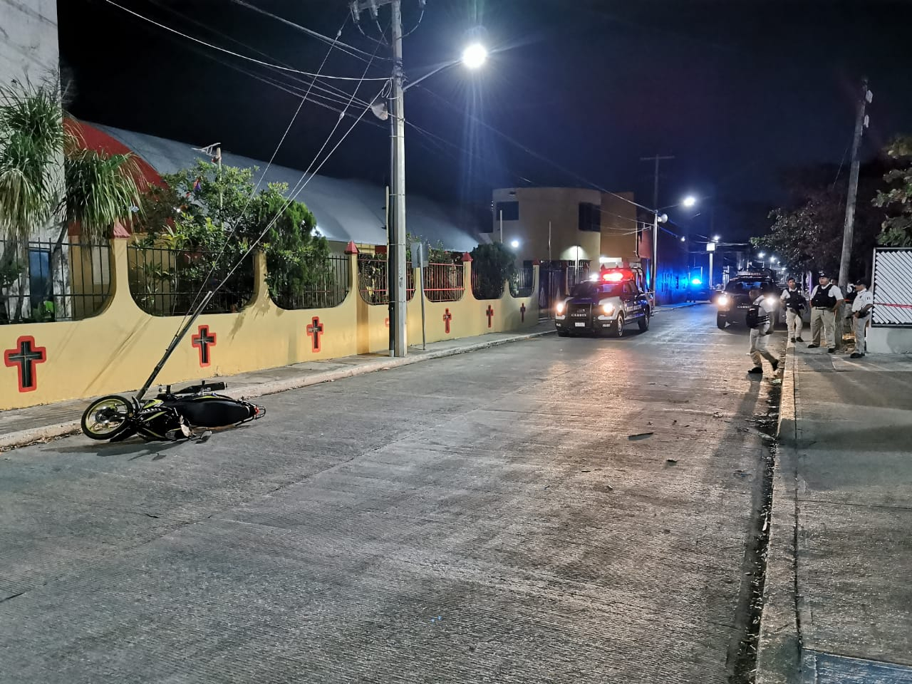 Así terminó la motocicleta en Ciudad del Carmen Así terminó la motocicleta en Ciudad del Carmen