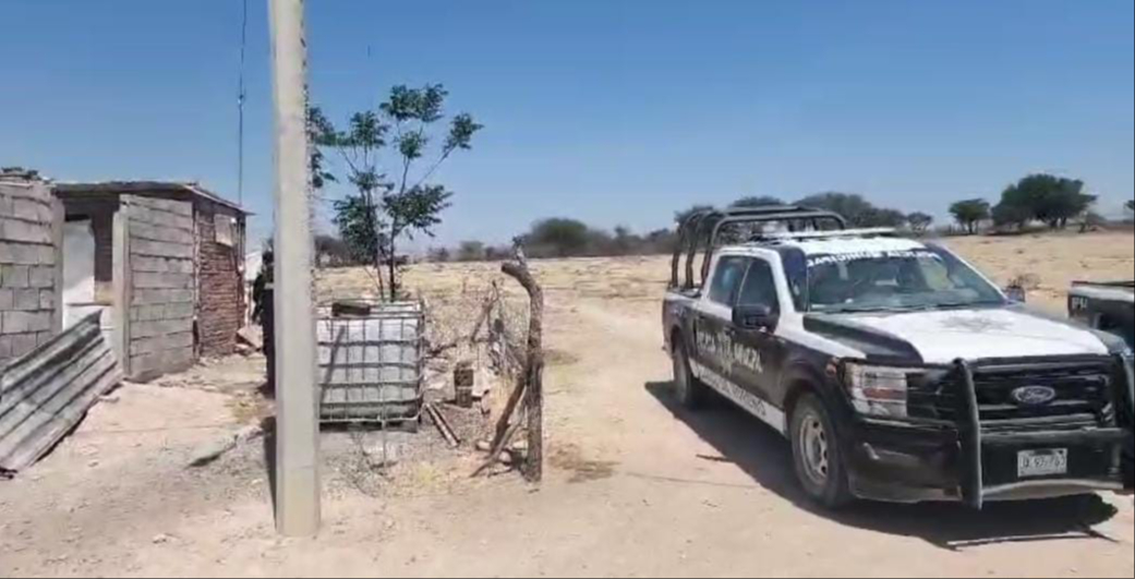 Elementos de la policía municipal iniciaron la búsqueda de los cuatro jóvenes Elementos de la policía municipal iniciaron la búsqueda de los cuatro jóvenes
