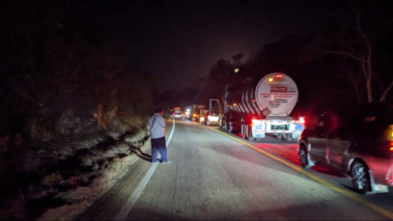 Así luce la carretera en José María Morelos Así luce la carretera en José María Morelos