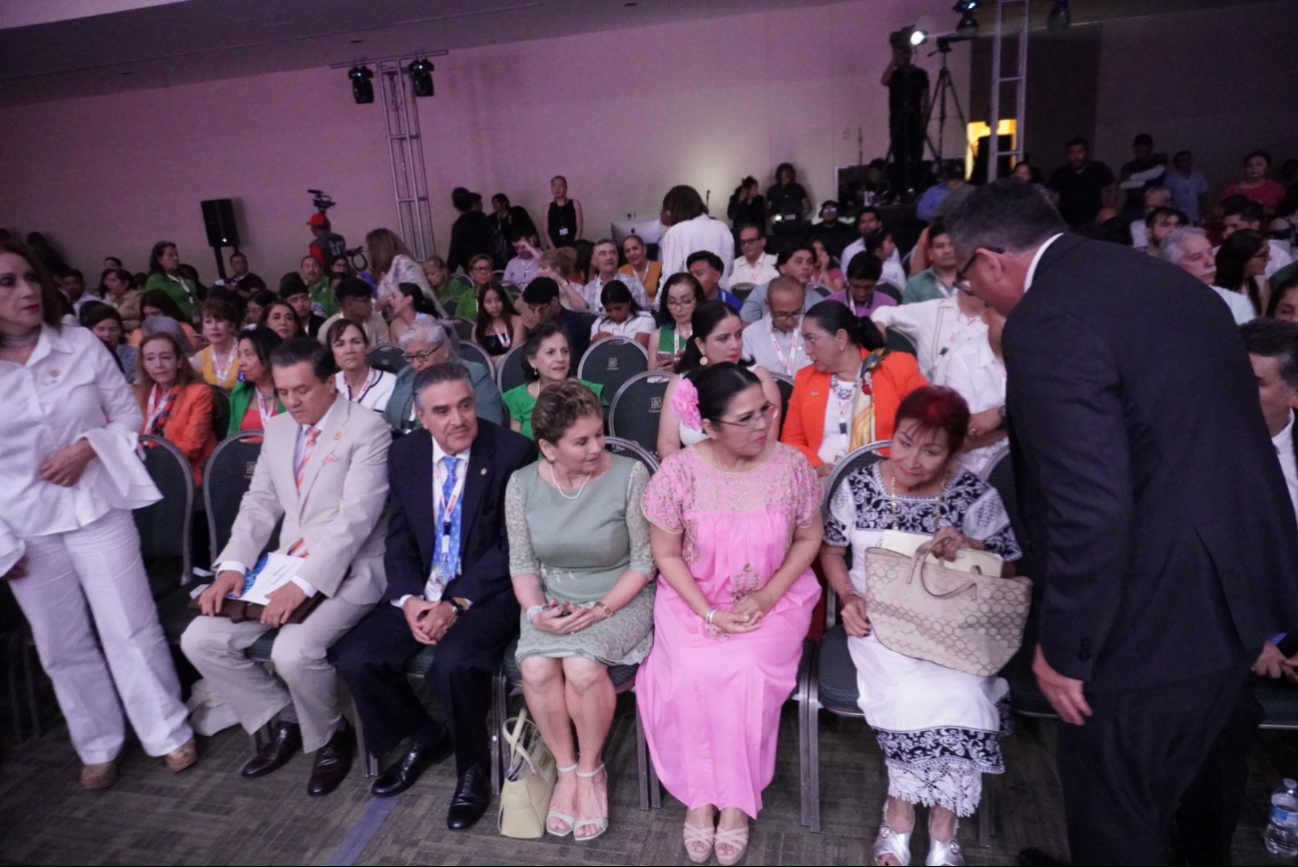 Asistieron más de 500 odontólogos