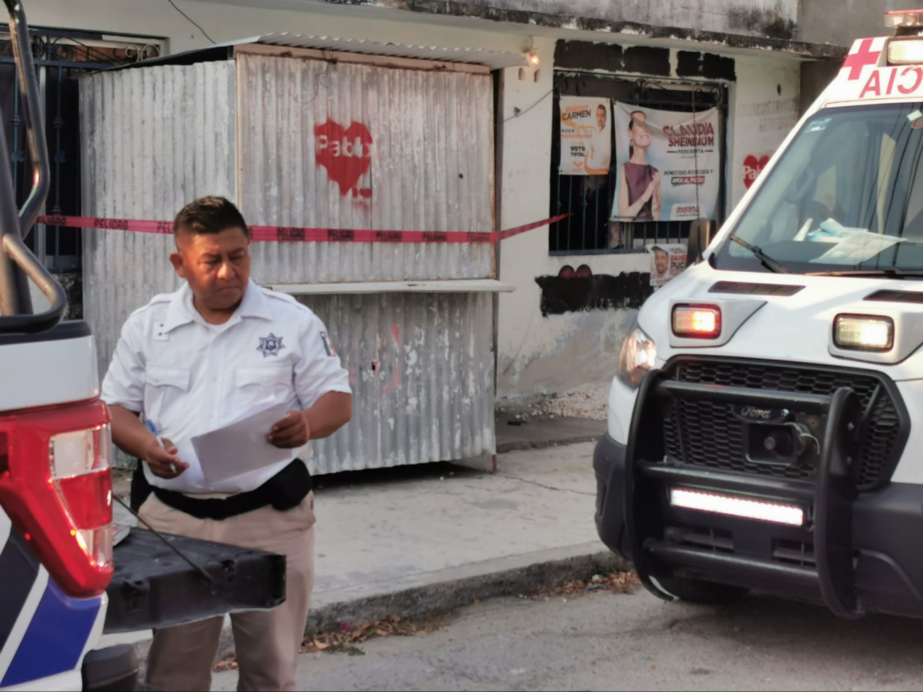 Hallan cuerpo de un hombre a 'punto de reventar' dentro de su casa en Ciudad del Carmen