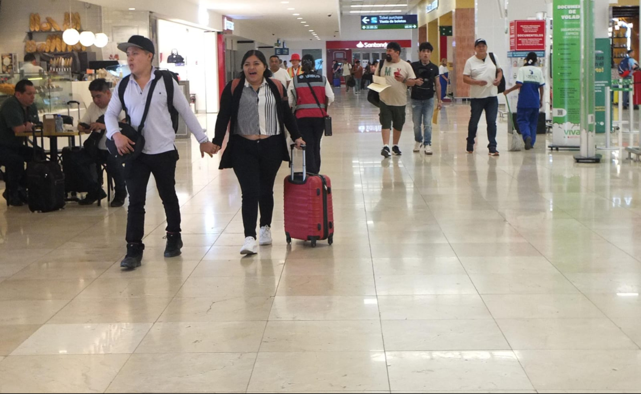 Hay gran afluencia de pasajeros este sábado Hay gran afluencia de pasajeros este sábado