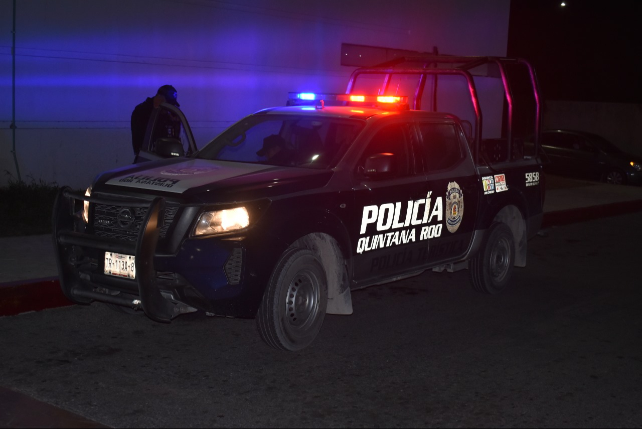 Hombre es trasladado a emergencias tras ser baleado en la colonia irregular Valle Verde / Especial Hombre es trasladado a emergencias tras ser baleado en la colonia irregular Valle Verde / Especial