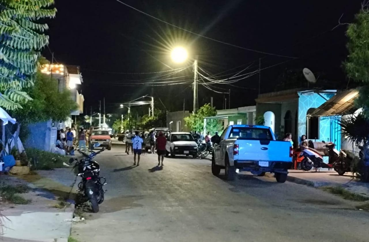 Al lugar llegaron elementos de la Secretaría de Seguridad Pública Al lugar llegaron elementos de la Secretaría de Seguridad Pública