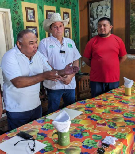 Carlos Cortina Alamilla, candidato de la alianza PAN-PRI anuncio su adhesión al Partido Verde Ecologista de México Carlos Cortina Alamilla, candidato de la alianza PAN-PRI anuncio su adhesión al Partido Verde Ecologista de México