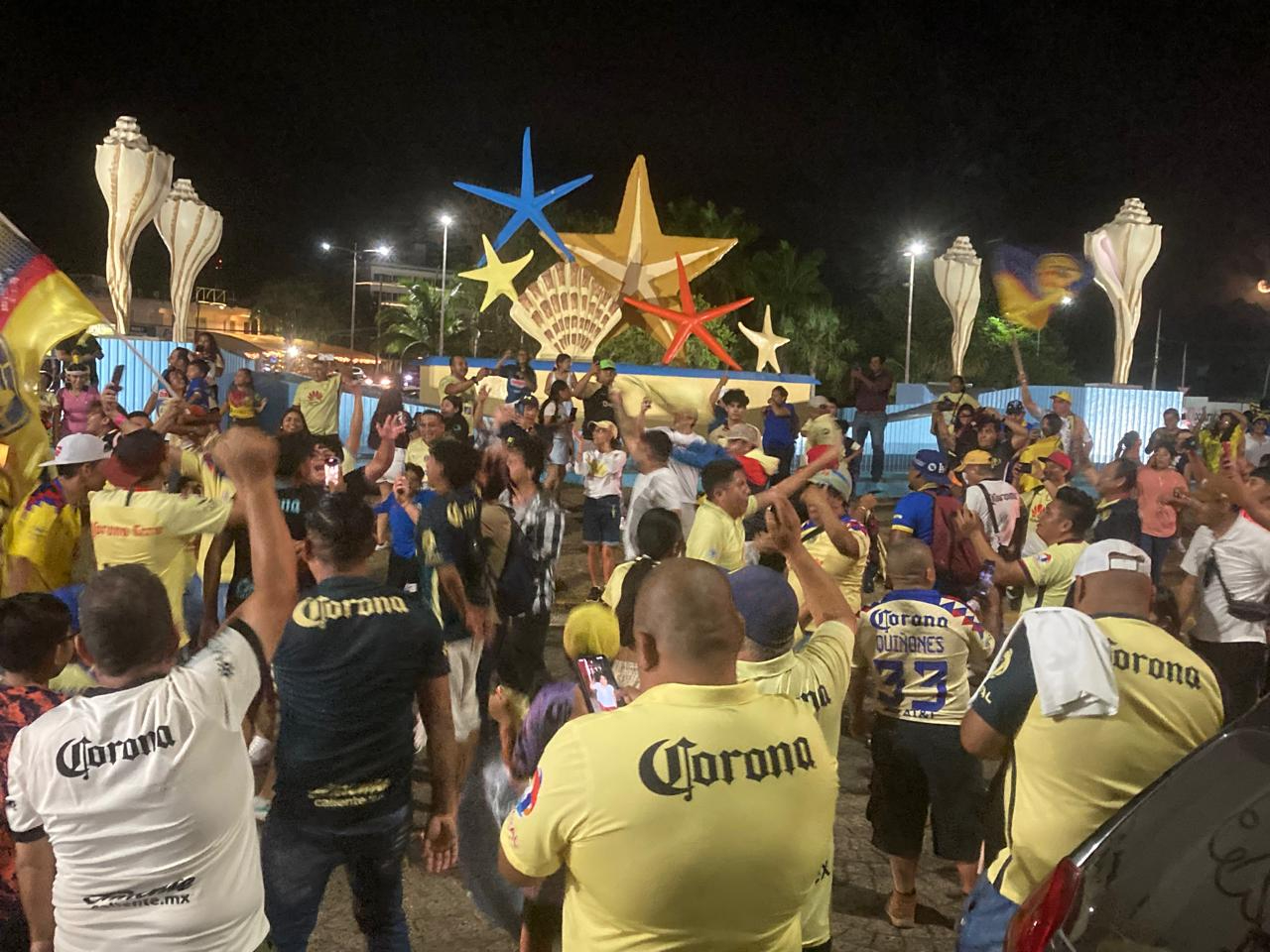 La Glorieta del Ceviche estuvo repleta de americanistas La Glorieta del Ceviche estuvo repleta de americanistas