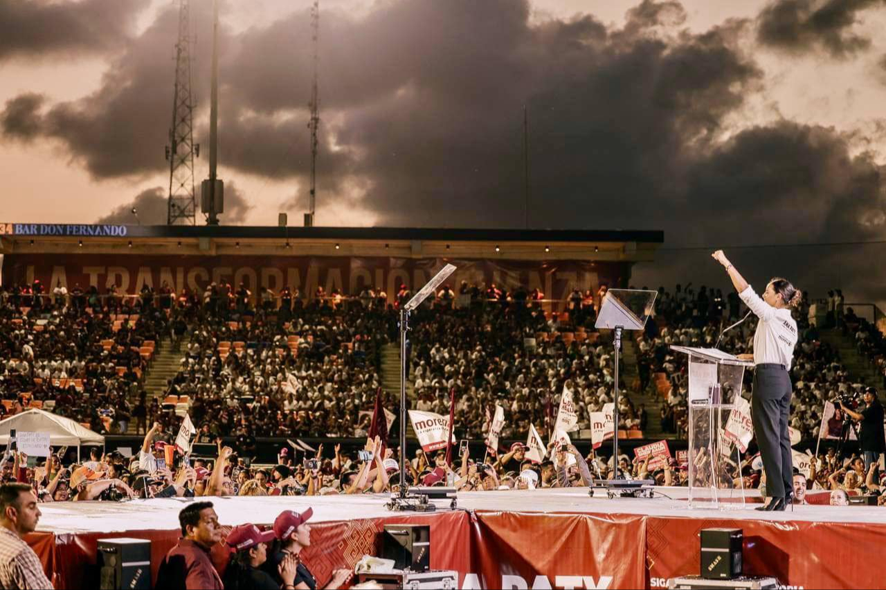 Morena muestra el músculo en Cancún durante el cierre de campaña de Ana Patricia Peralta