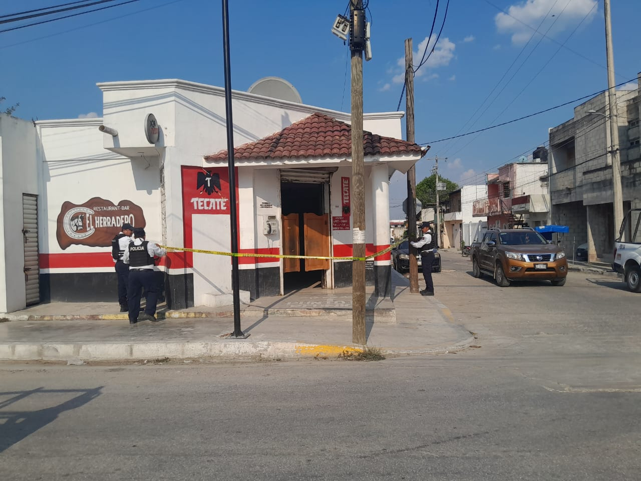 Elementos policiacos acordonaron el área en Escárcega Elementos policiacos acordonaron el área en Escárcega