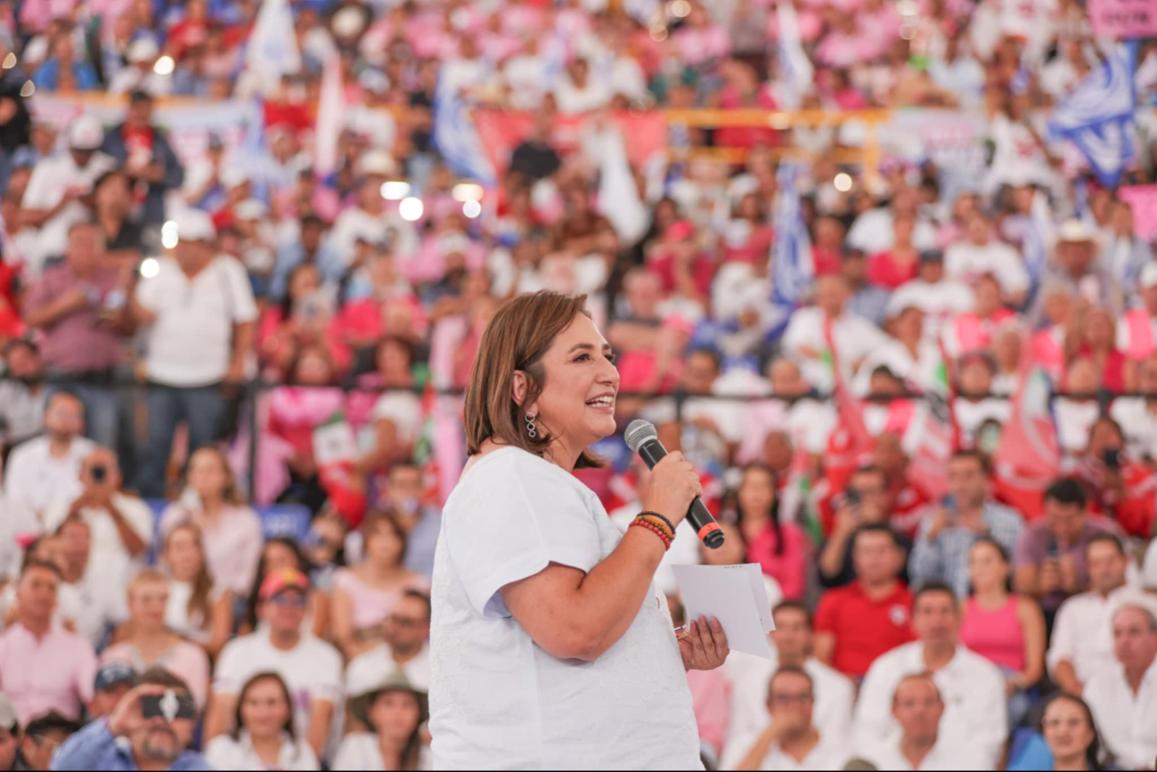 Xóchitl Gálvez llega a Mérida en vuelo privado y bajo un fuerte dispositivo de seguridad