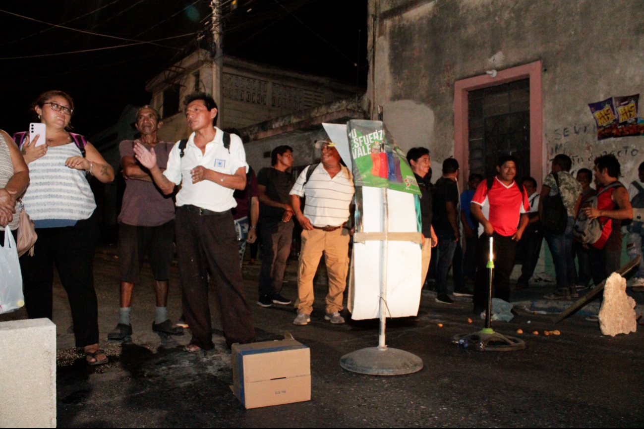 Así se desarrolló la protesta en el centro de Mérida Así se desarrolló la protesta en el centro de Mérida