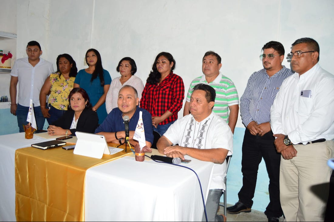 Candidatos de Movimiento Laborista declinaron a favor de Moci Candidatos de Movimiento Laborista declinaron a favor de Moci