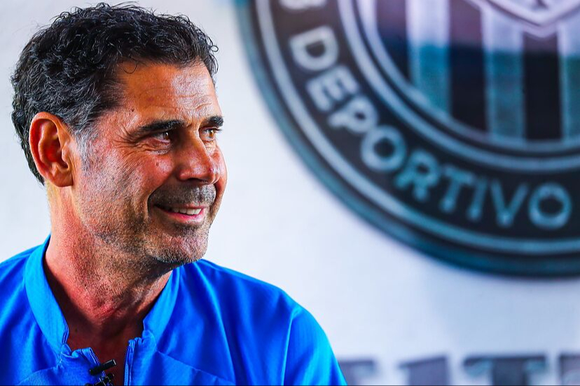Luego de año y medio de estar al frente de Chivas, Fernando Hierro sale de la Directiva